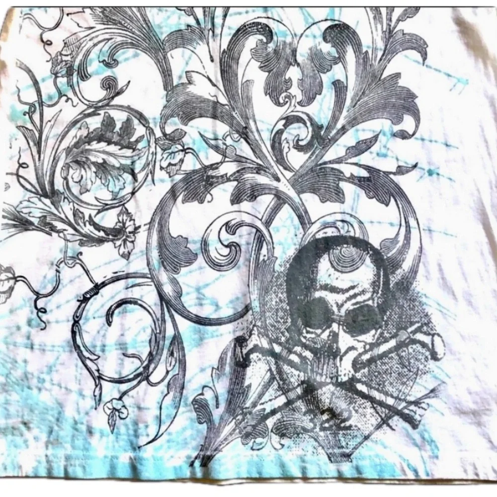 Y2K INC mens Graphic printed V-neck short sleeve tee